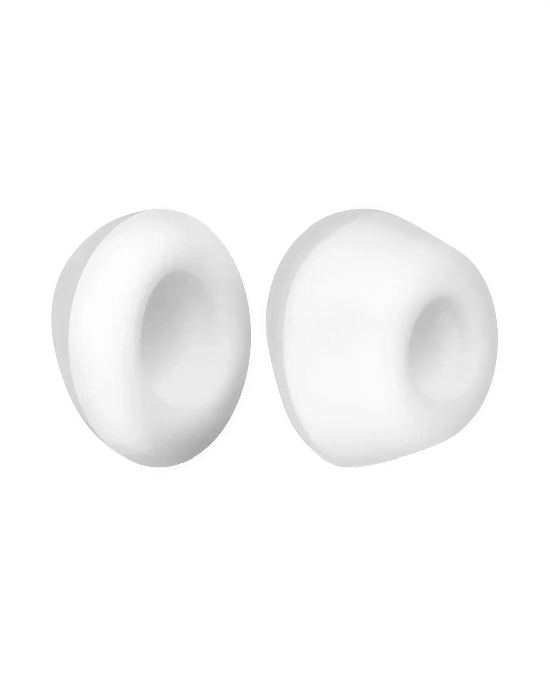 Satisfyer Pro 2 Next Generation climax tips in white, featuring a soft, rounded design for enhanced comfort.