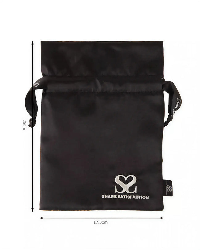 Black satin bag with silver thread logo, featuring a drawstring closure and dimensions of 17.5 cm by 25 cm.